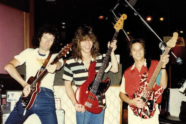 Cuando Brian May escuchó por primera vez a Eddie Van Halen, "Whoa, ¿qué es eso?"