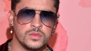 "Un Verano Sin Ti" se convierte en el disco más escuchado de Spotify en la historia